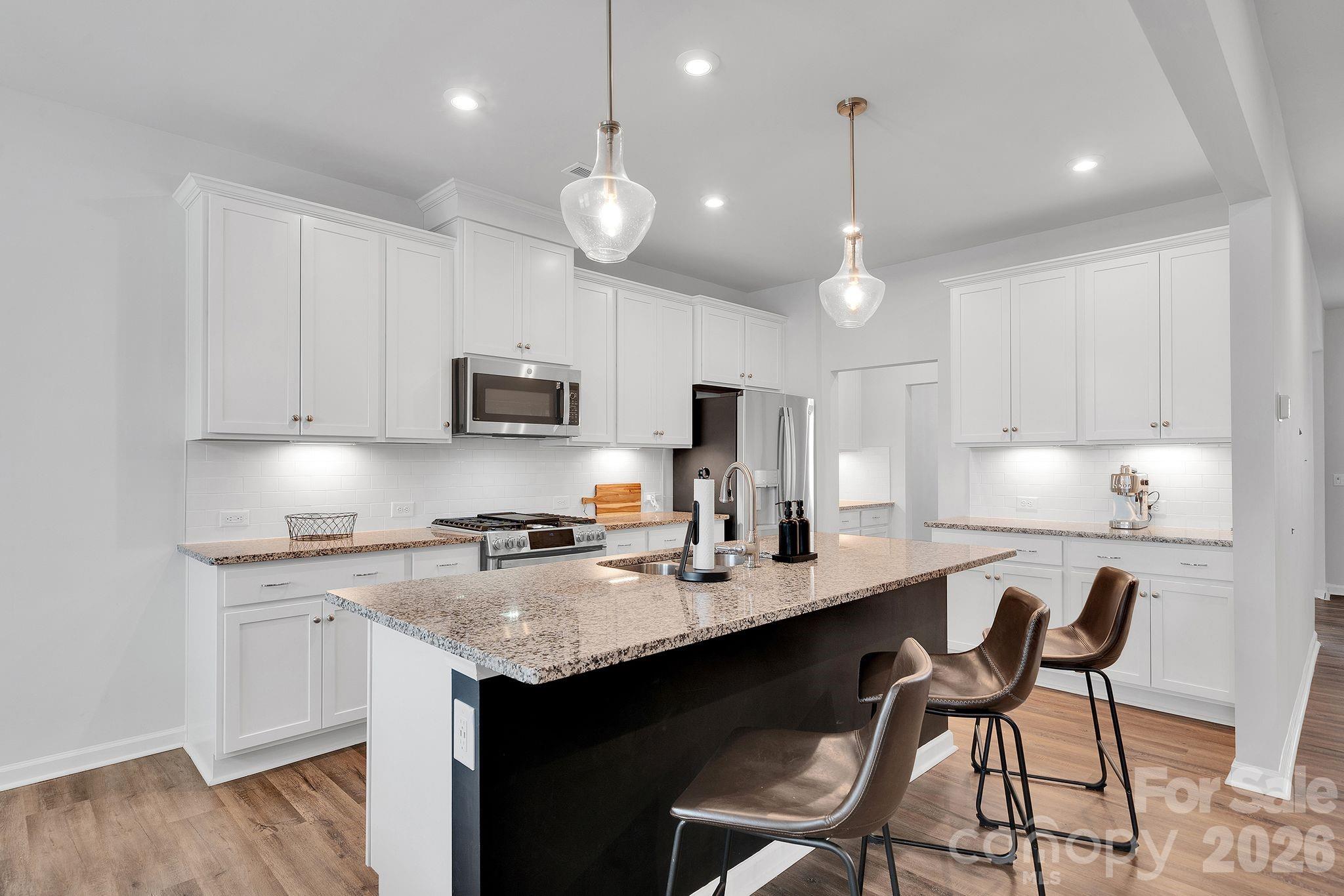 6409 Alanbrook Road Charlotte, NC 28215 - Photo 9 of 42