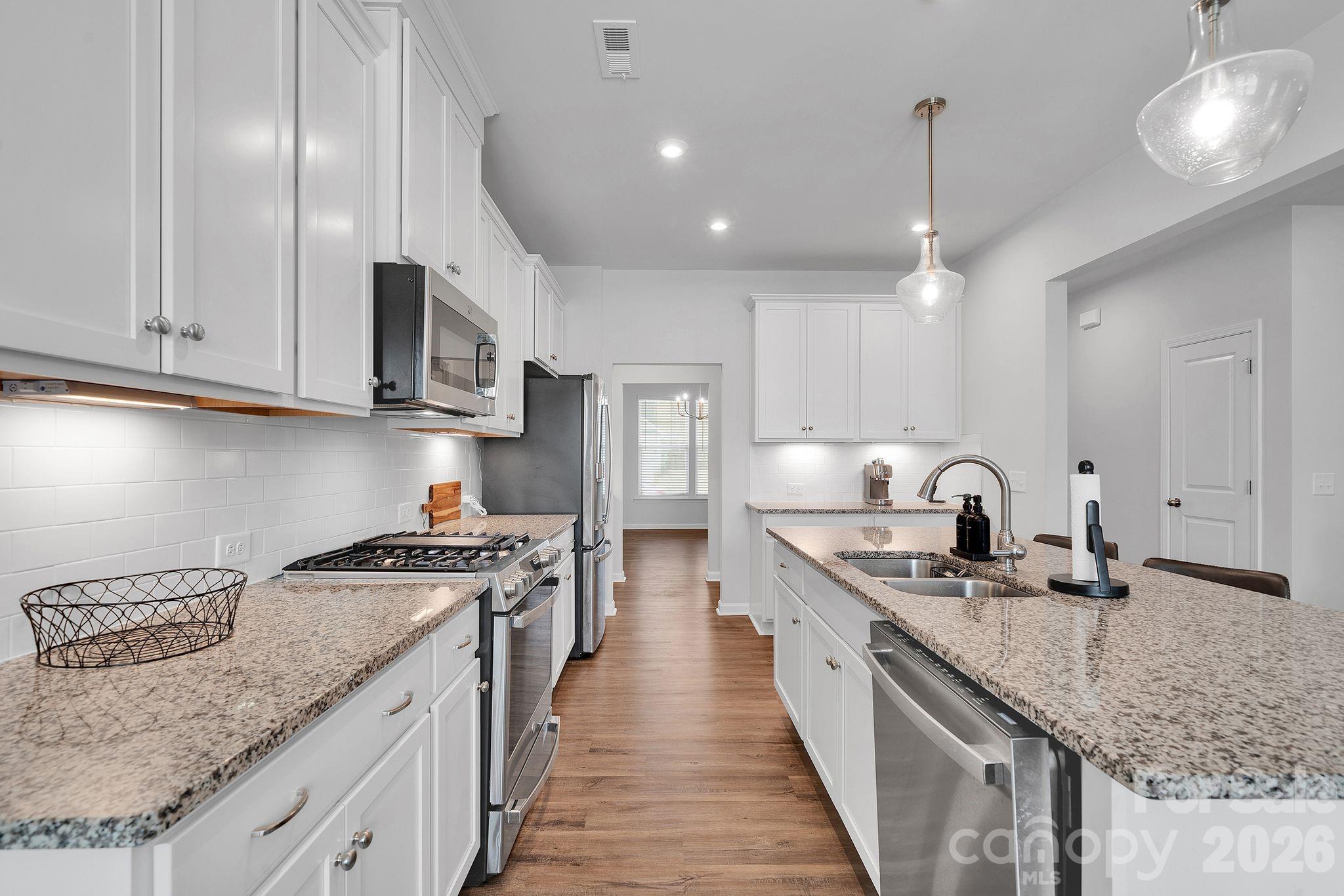 6409 Alanbrook Road Charlotte, NC 28215 - Photo 10 of 42