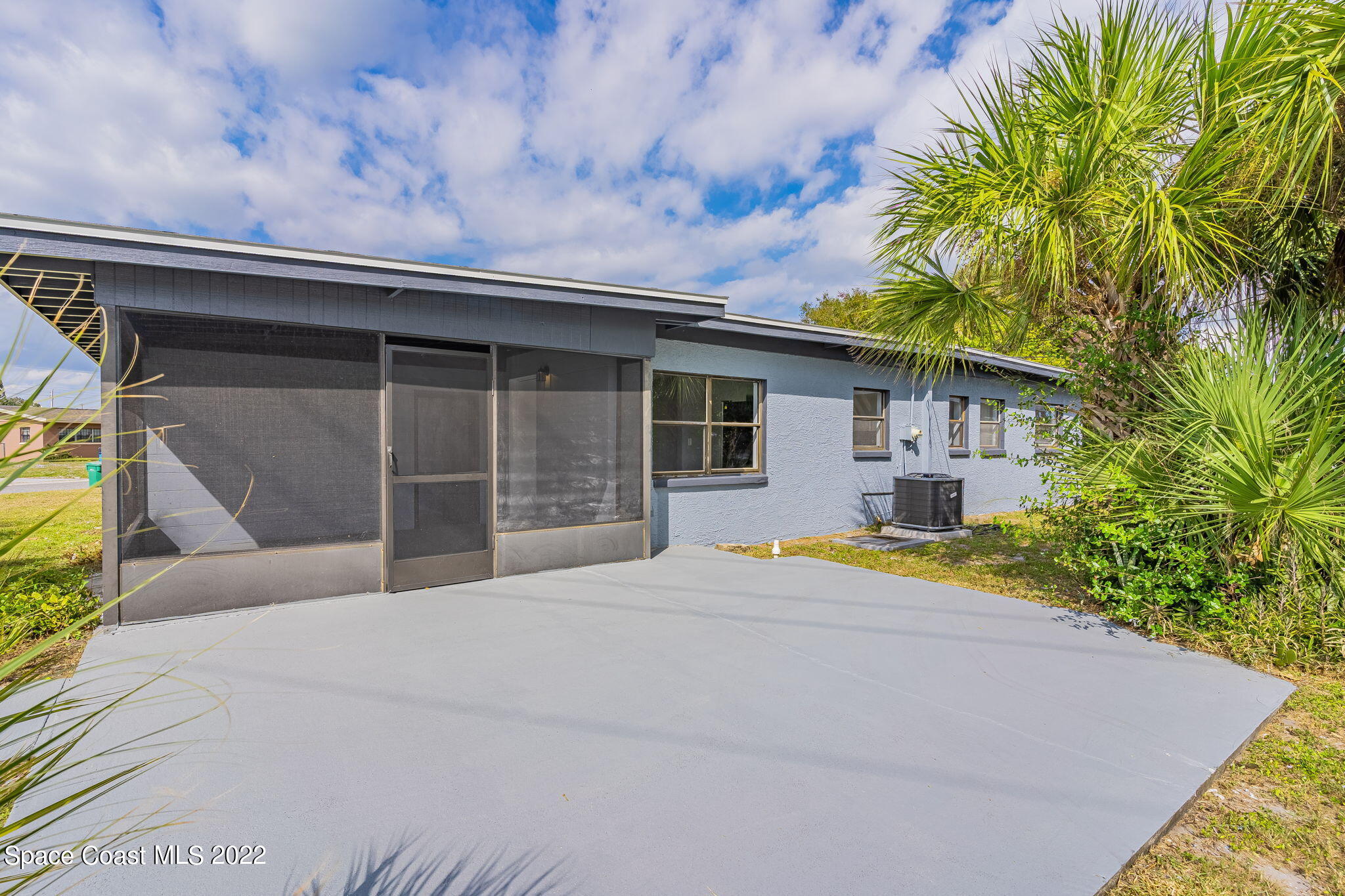 302 Prospect Avenue Cocoa, FL 32922 - Photo 23 of 28 a house view with a backyard space