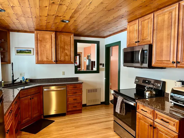 $3,500 | 1316 Us Route 302, Bartlett, NH 03812