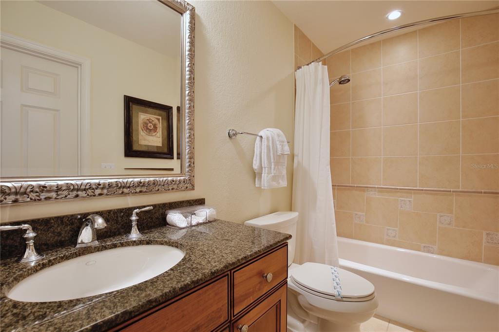 7604 Sandy Ridge Drive, Unit 402 Kissimmee, FL 34747 - Photo 13 of 20 Bathroom
