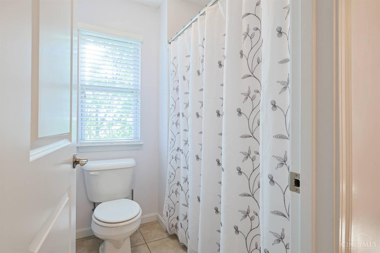 3328 Riverside Drive Mason, OH 45040 - Photo 45 of 88