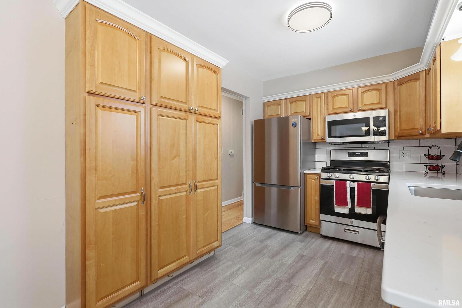 1840 37th Street Moline, IL 61265 - Photo 17 of 38