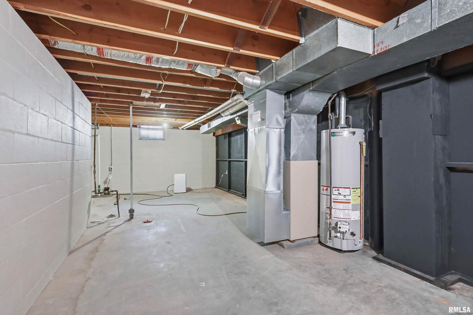 1840 37th Street Moline, IL 61265 - Photo 32 of 38