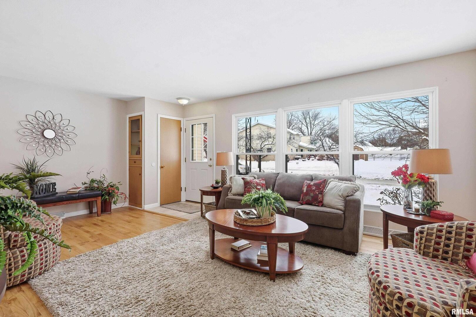 1840 37th Street Moline, IL 61265 - Photo 9 of 38