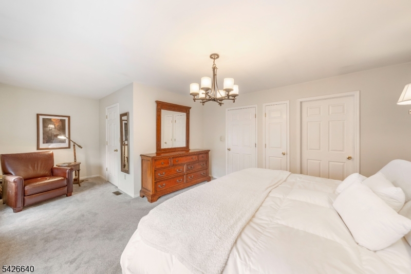 38 Angela Way Berkeley Heights, NJ 07922 - Photo 11 of 22