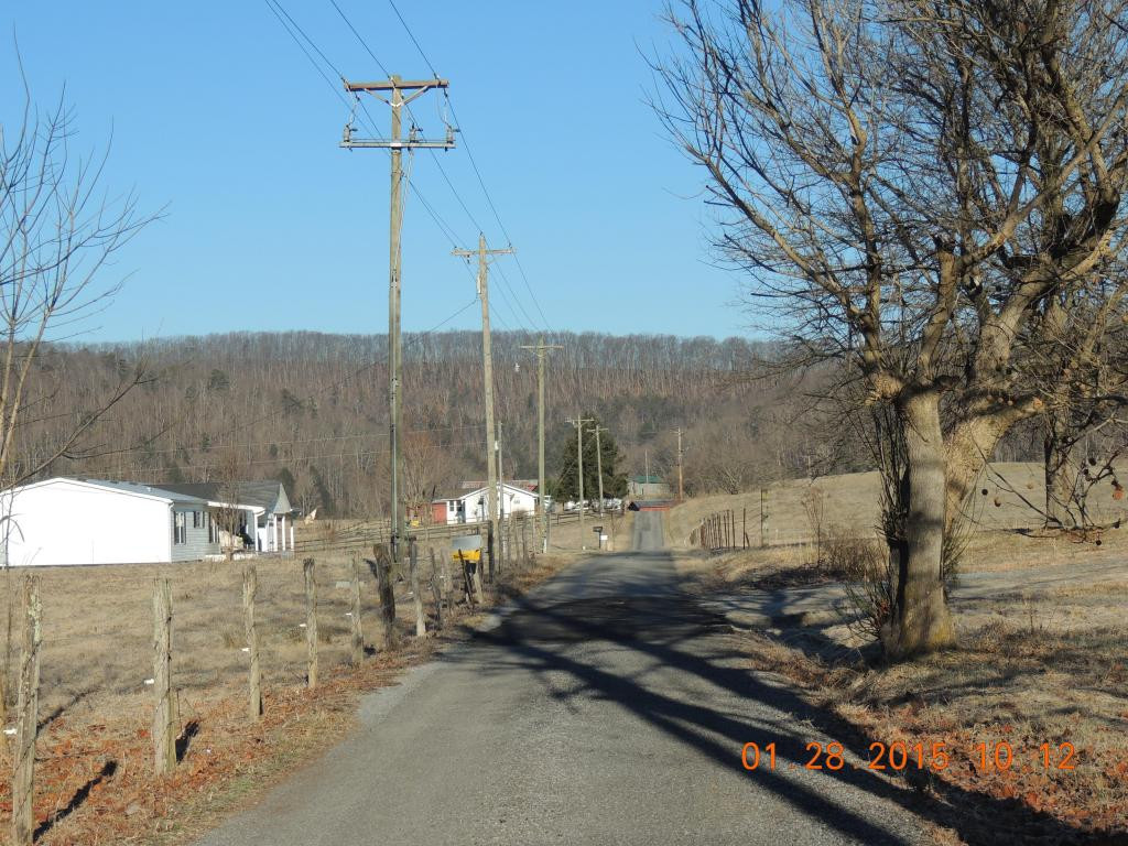 104 Simpson Road Church Hill, TN 37642 - Photo 3 of 21 Photo 3