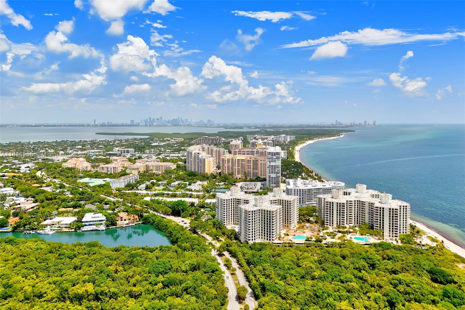 1121 Crandon Boulevard, Unit E708 Key Biscayne, FL 33149 - Photo 16 of 36