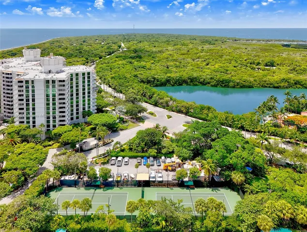 $1,795,000 | 1121 Crandon Boulevard, Unit E708, Key Biscayne, FL 33149