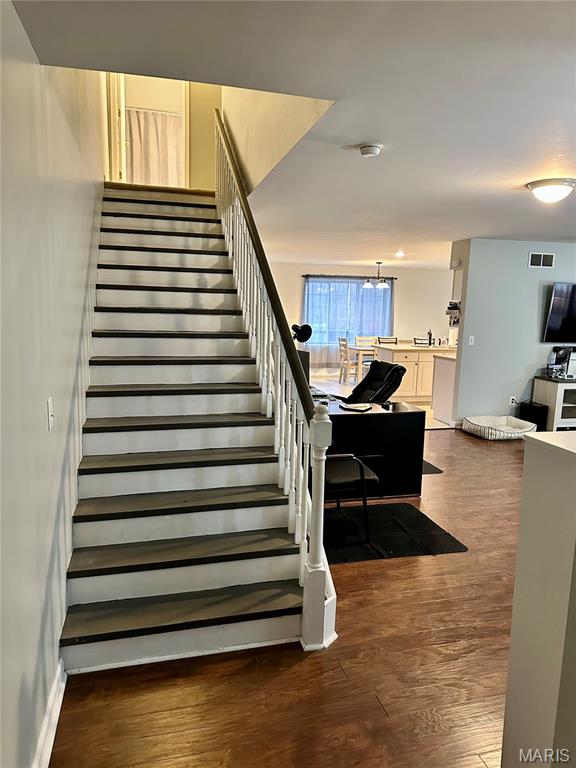 202 West Delmar Avenue, Unit B Godfrey, IL 62035 - Photo 11 of 31