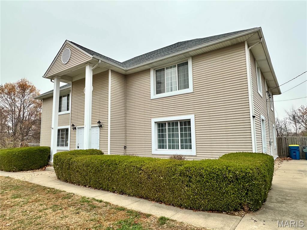 202 West Delmar Avenue, Unit B Godfrey, IL 62035 - Photo 4 of 31