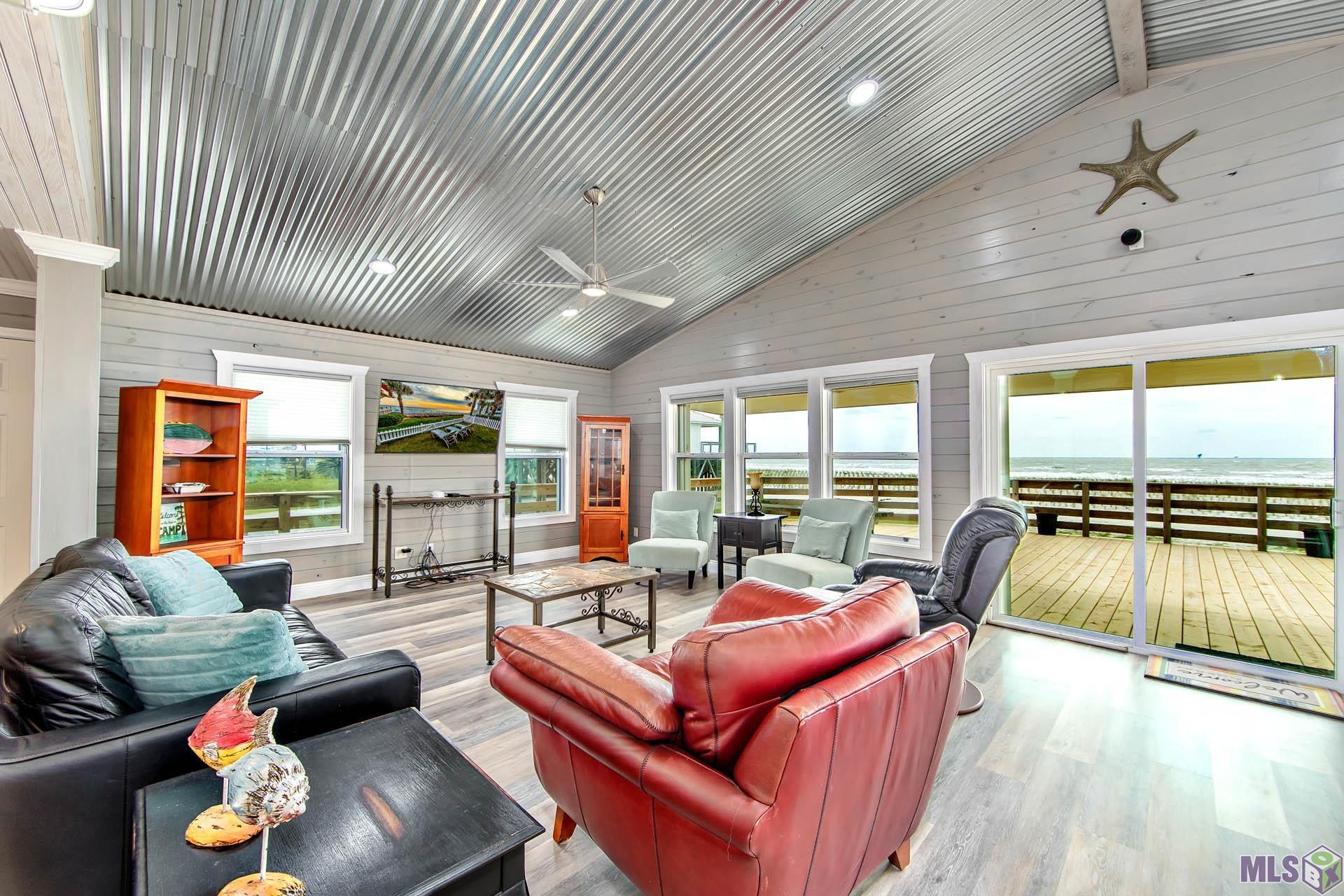 1890 Highway 1 Grand Isle, LA 70358 - Photo 2 of 20