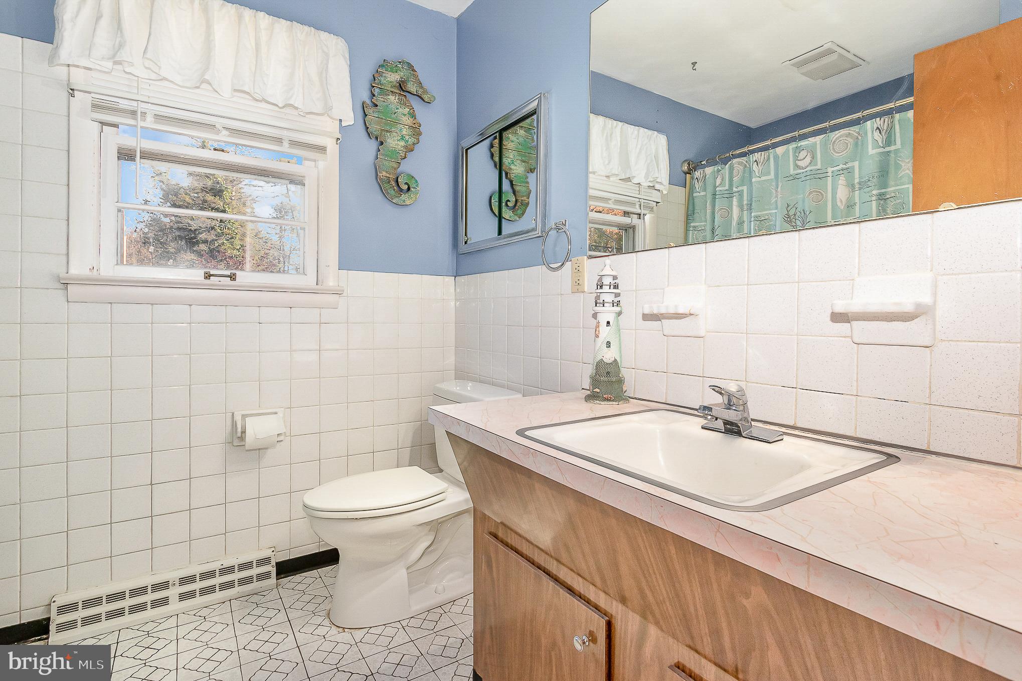 2339 Redwood Road York, PA 17408 - Photo 16 of 25