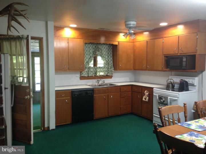 277 Edgebrook Road Hamilton, NJ 08691 - Photo 6 of 13