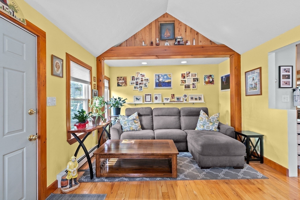 13 Elcott Road Quincy, MA 02169 - Photo 22 of 41 Gallery Image 22