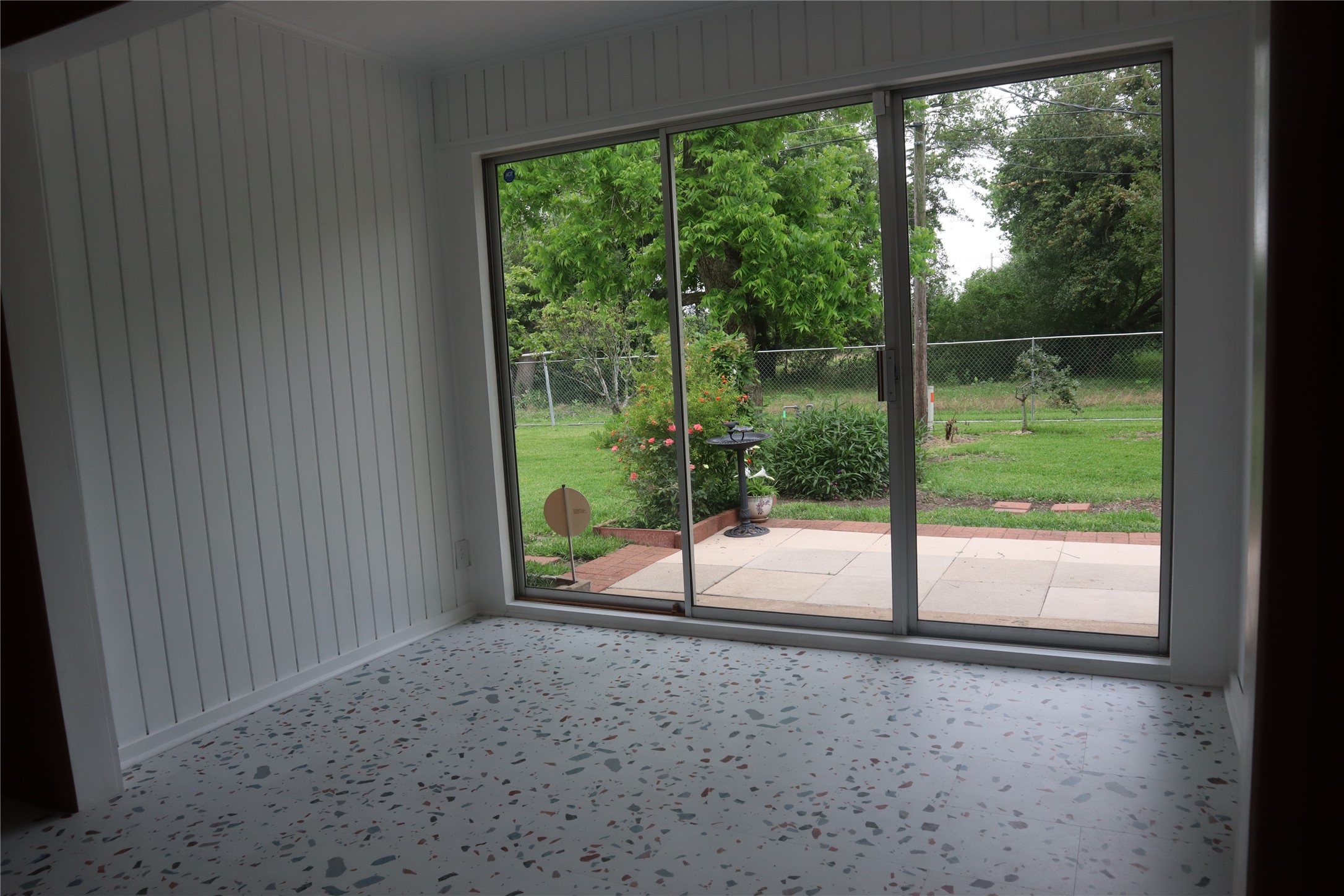 1903 Evergreen La Marque, TX 77568 - Photo 7 of 33 a view of a yard with porch