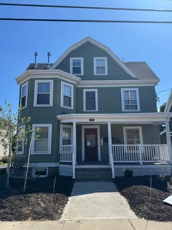 $3,350 | 35 Lincoln Street, Unit 2, Winthrop, MA 02152