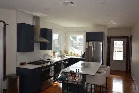 $3,350 | 35 Lincoln Street, Unit 2, Winthrop, MA 02152