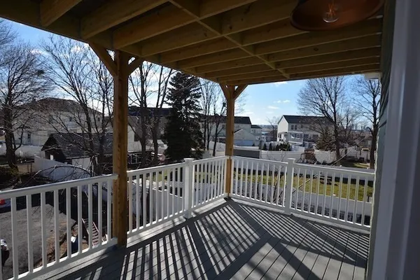 $3,350 | 35 Lincoln Street, Unit 2, Winthrop, MA 02152