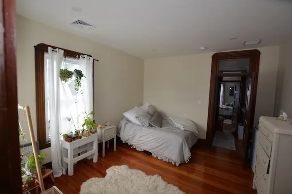 $3,350 | 35 Lincoln Street, Unit 2, Winthrop, MA 02152