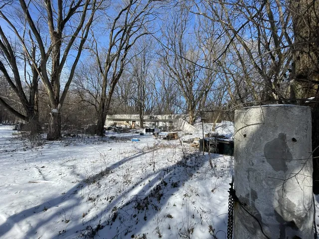 $375,000 | 468-470 East River Road, Des Plaines, IL 60016