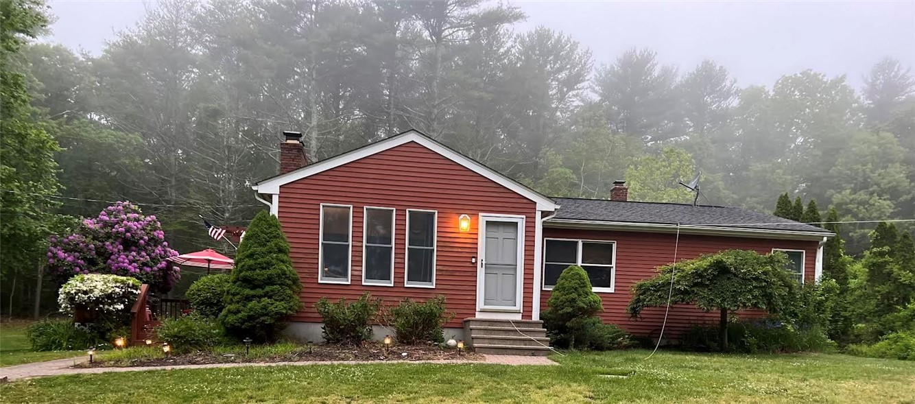 702 Gardner Road Exeter, RI 02822 - Photo 2 of 13 Gallery Image 2