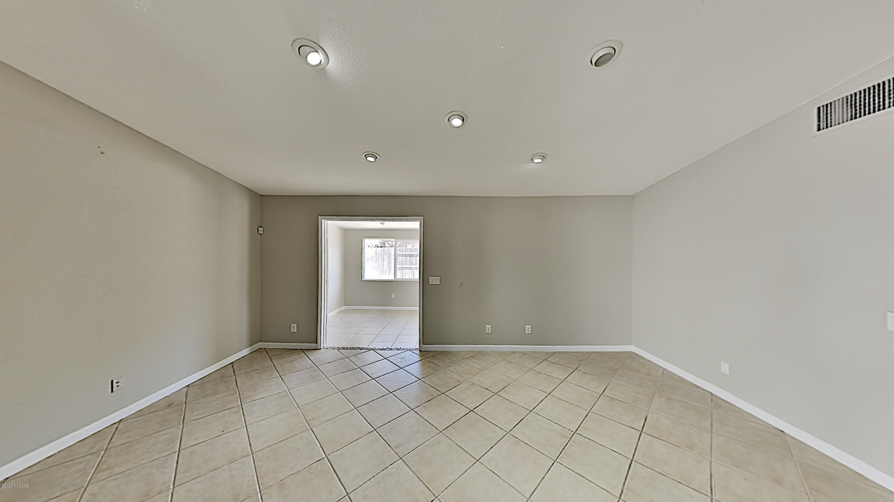 2766 West Sunset Road Tucson, AZ 85741 - Photo 5 of 21