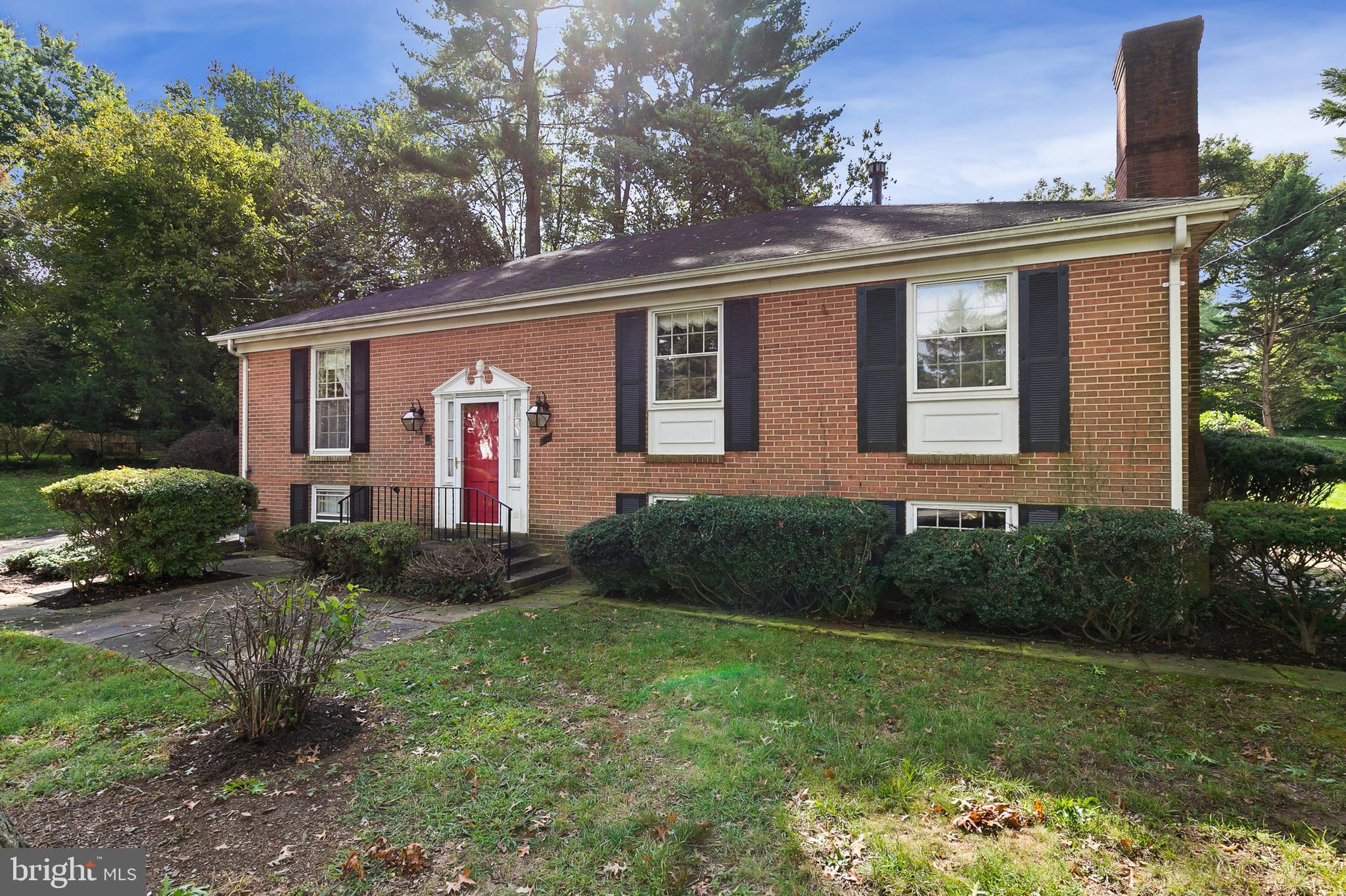 4 Locksley Court Silver Spring, MD 20904 - Photo 3 of 60 Gallery Image 3