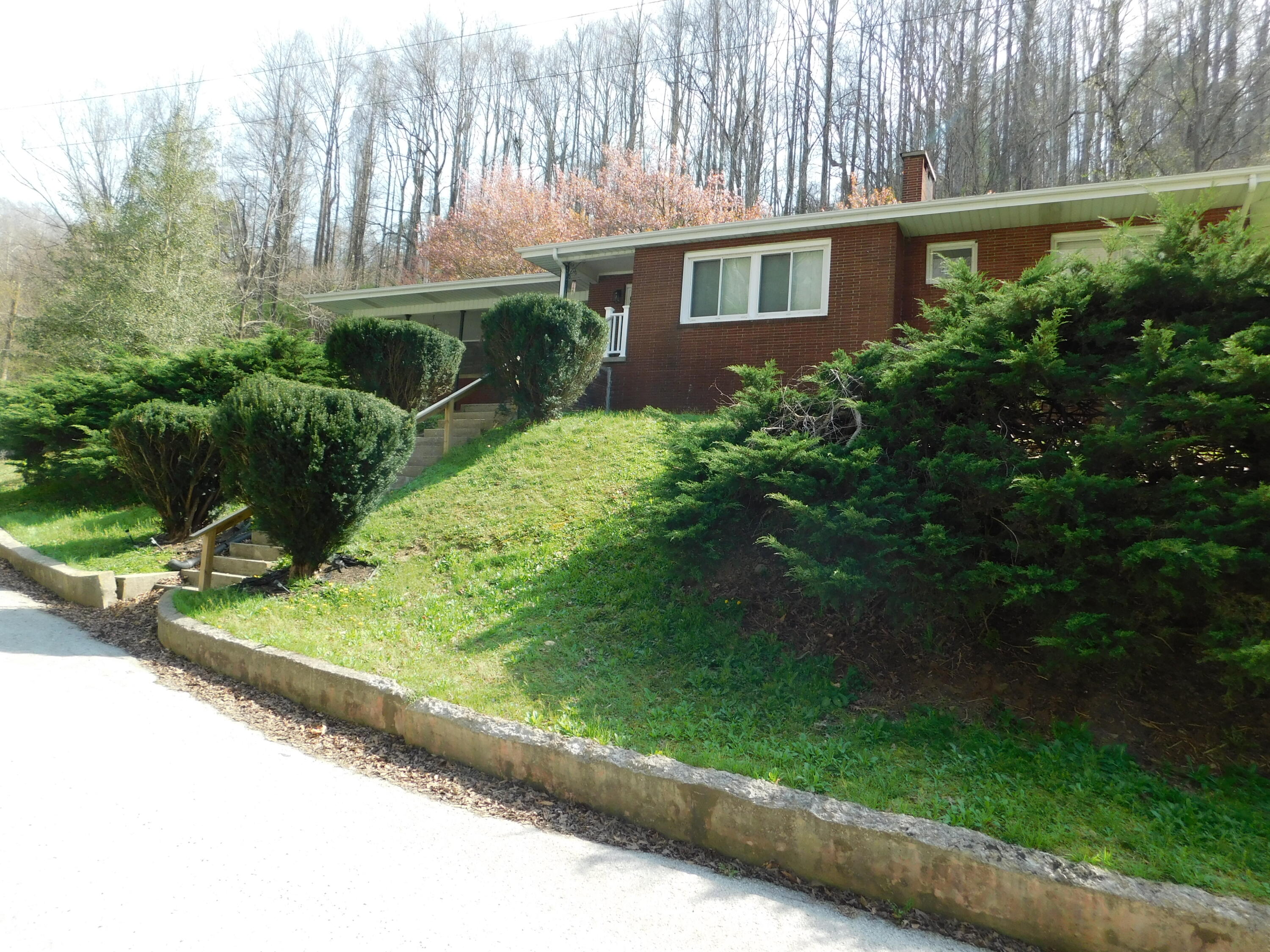 116 Wolf Hollow Road Baxter, KY 40806 - Photo 1 of 80 DSCN6956