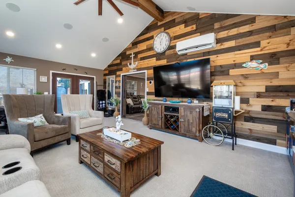 $540,000 | 10 Matts Road, Fox Lake, IL 60020