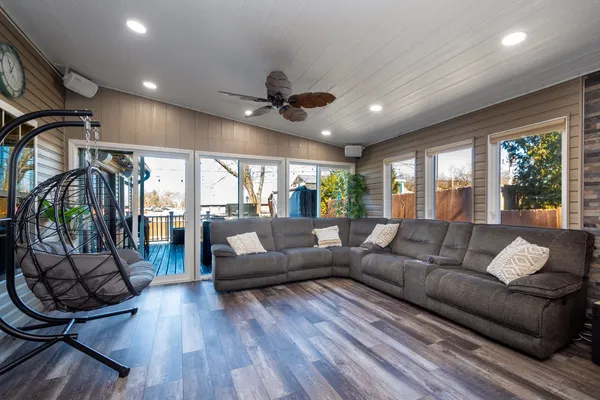 $540,000 | 10 Matts Road, Fox Lake, IL 60020