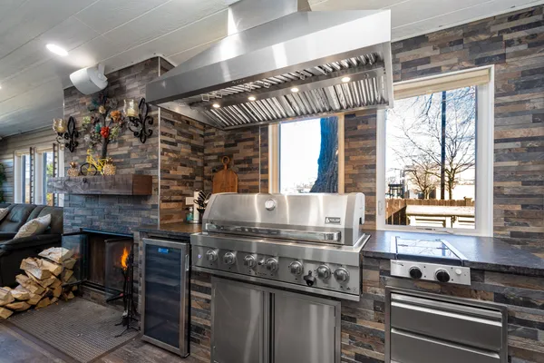 $540,000 | 10 Matts Road, Fox Lake, IL 60020