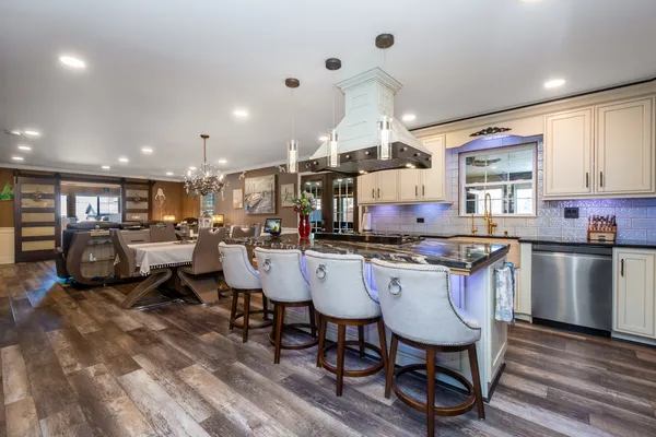 $540,000 | 10 Matts Road, Fox Lake, IL 60020