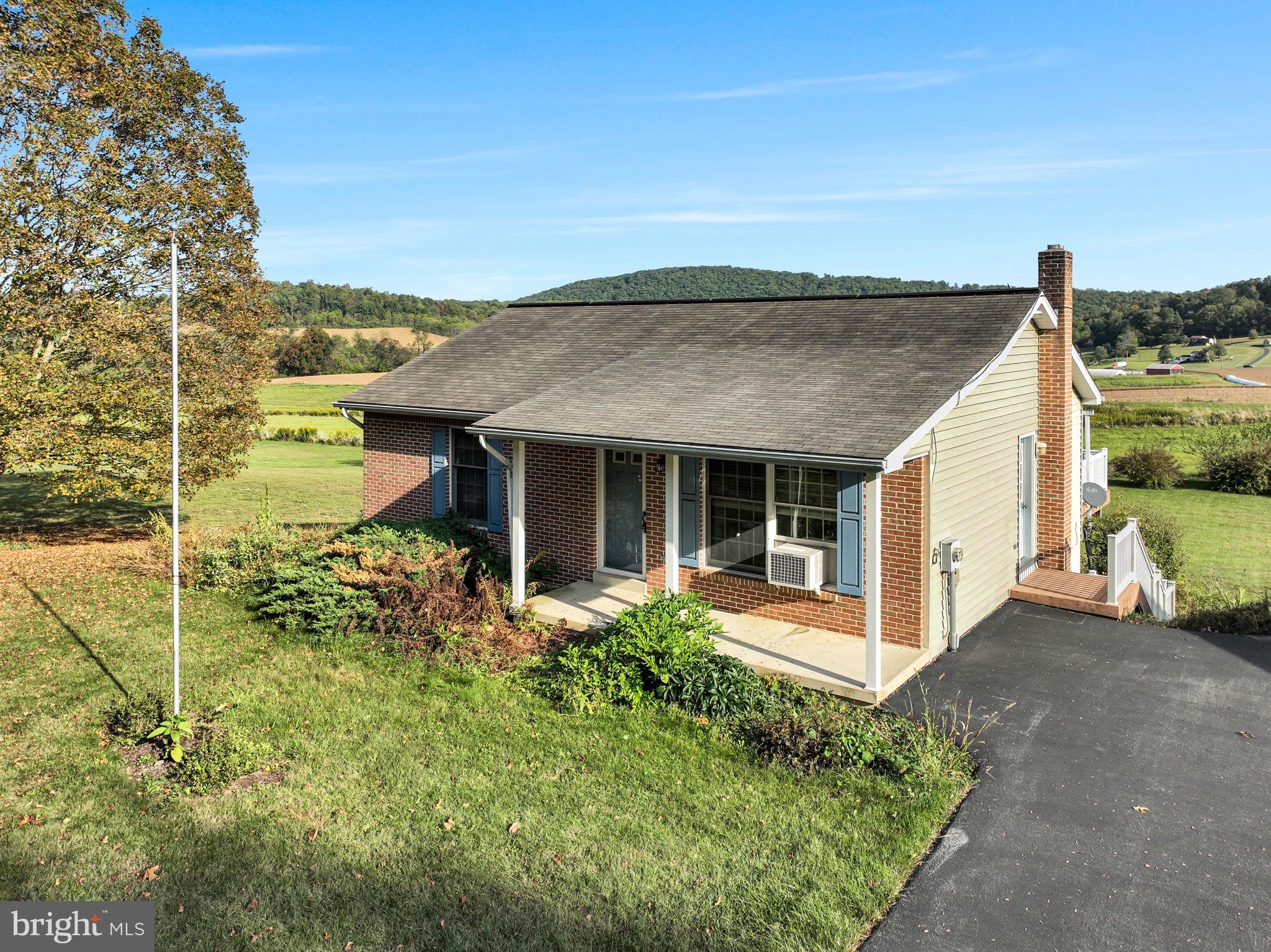 657 Paige Ridge Road Landisburg, PA 17040 - Photo 4 of 48 Gallery Image 4