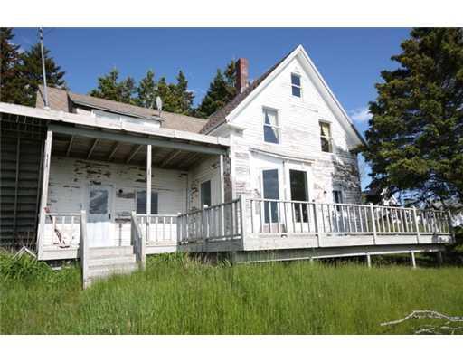 273 Harbor Road Swans Island, ME 04685 - Photo 1 of 10 Exterior Front.