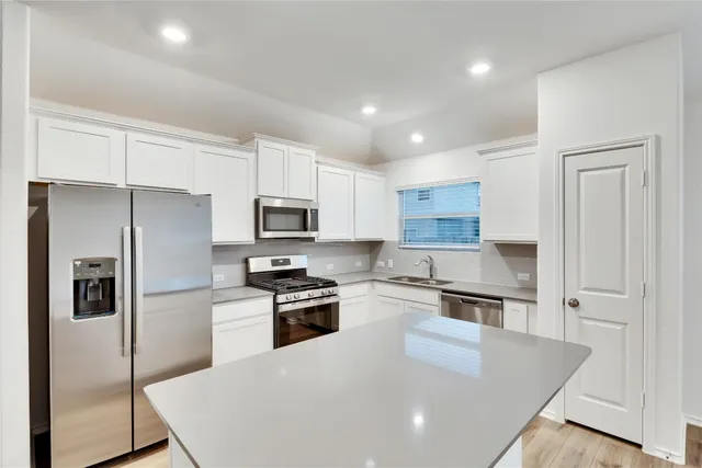 $1,800 | 113 River Rise Road, Kyle, TX 78640