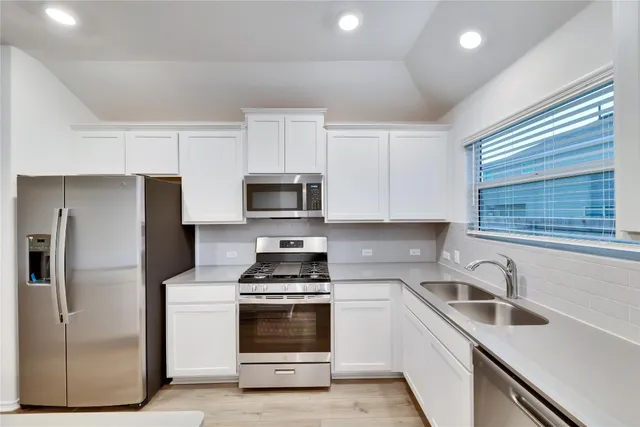 $1,800 | 113 River Rise Road, Kyle, TX 78640