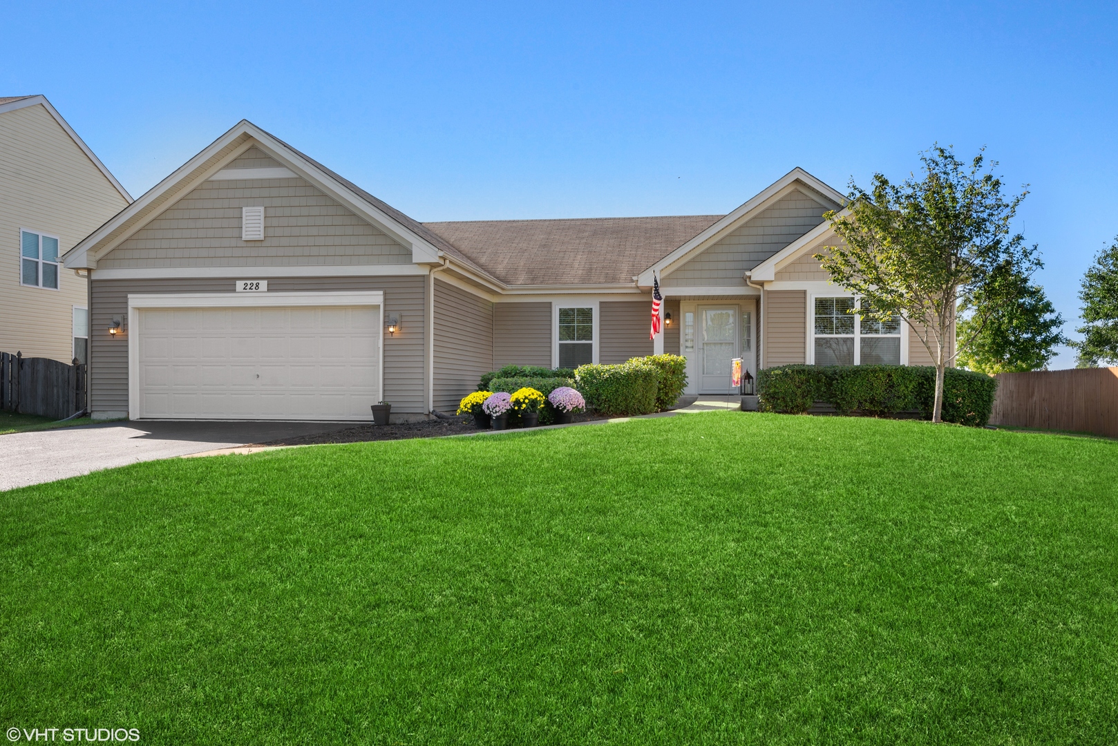 228 Wilkins Road Sycamore, IL 60178 - Photo 1 of 21