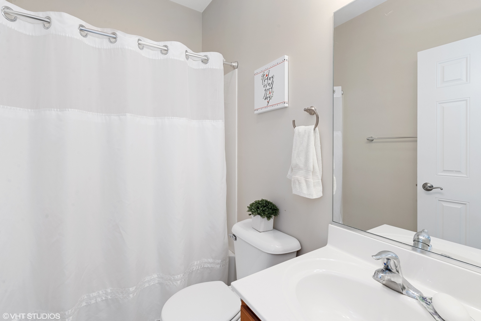 228 Wilkins Road Sycamore, IL 60178 - Photo 16 of 21