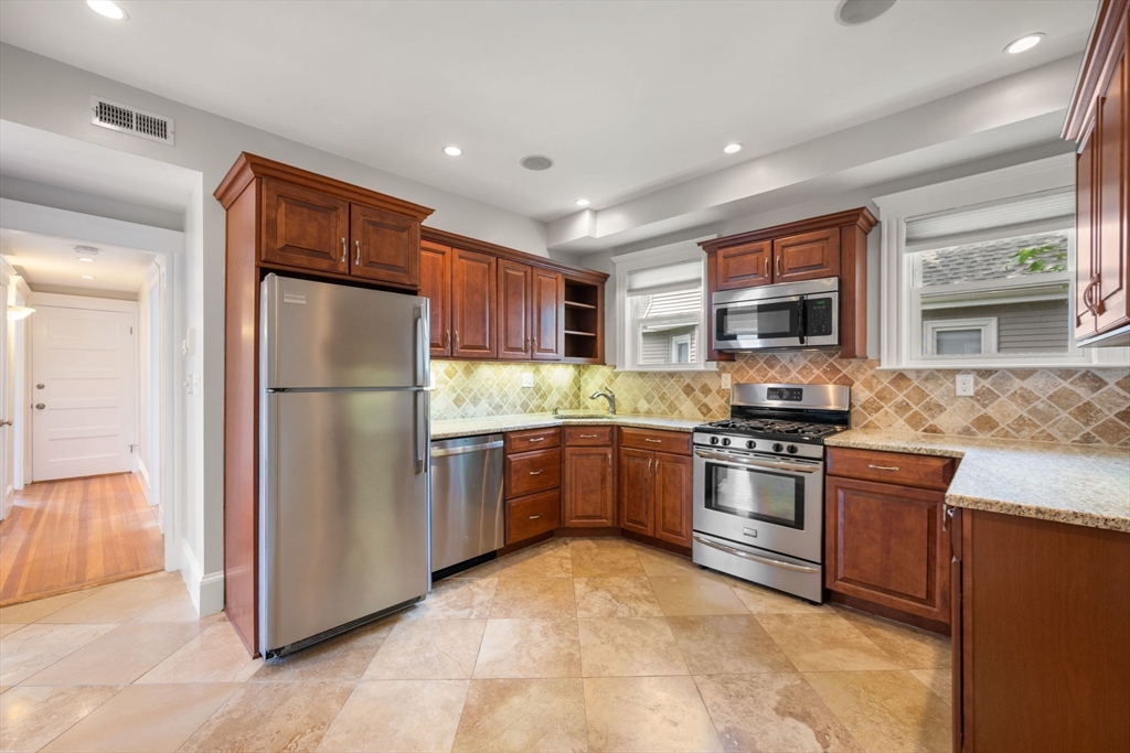 15 Haslet Street, Unit 2 Boston, MA 02131 - Photo 11 of 25