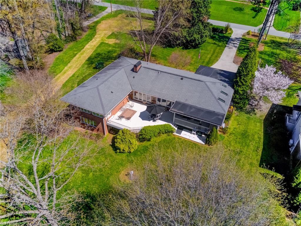 6923 Maynard Road Summerfield, NC 27358 - Photo 3 of 47