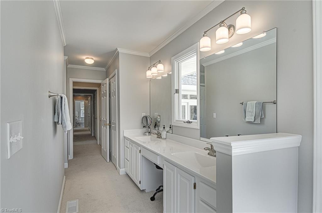 6923 Maynard Road Summerfield, NC 27358 - Photo 29 of 47