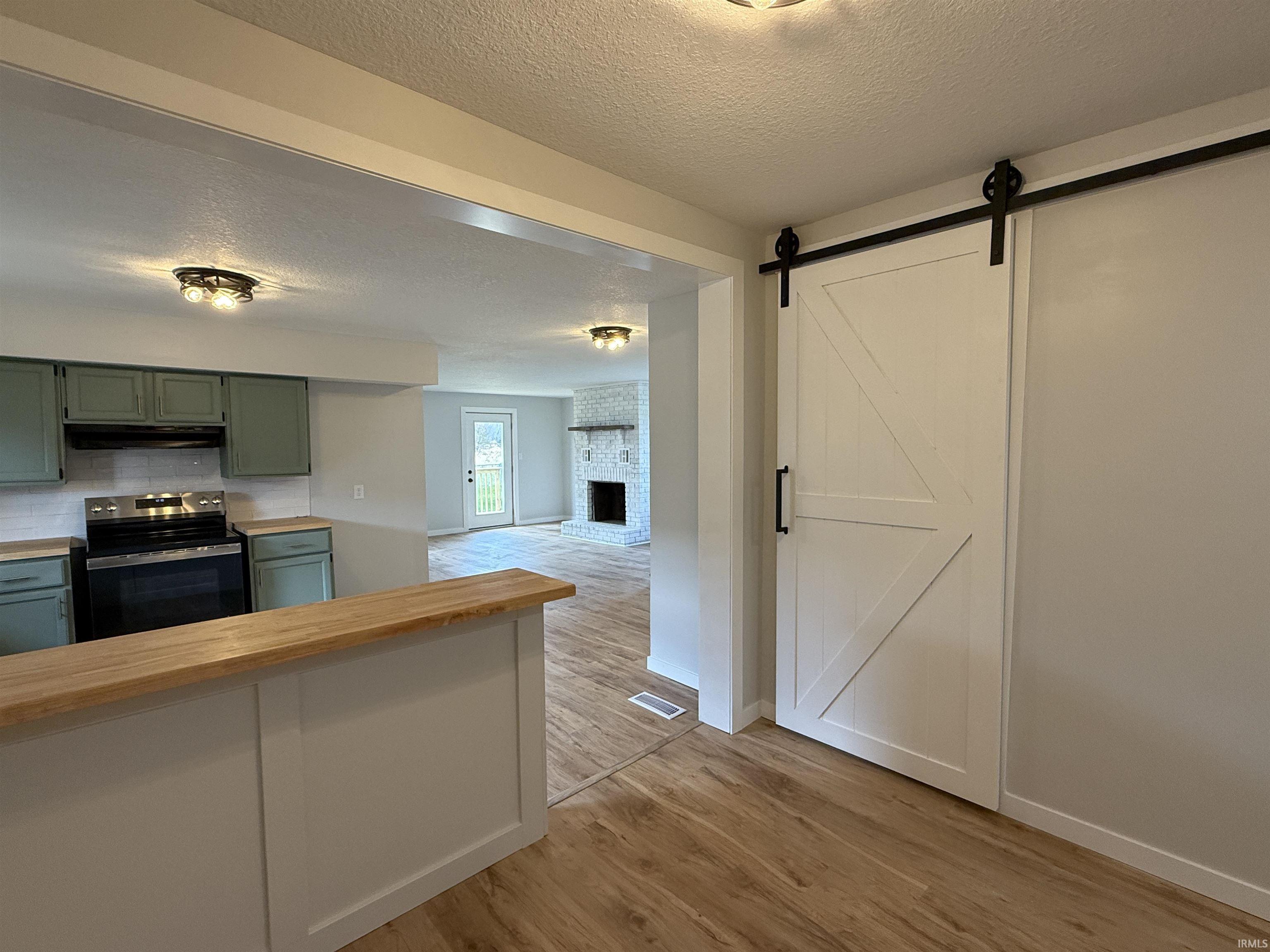 1107 Lima Road Kendallville, IN 46755 - Photo 3 of 20