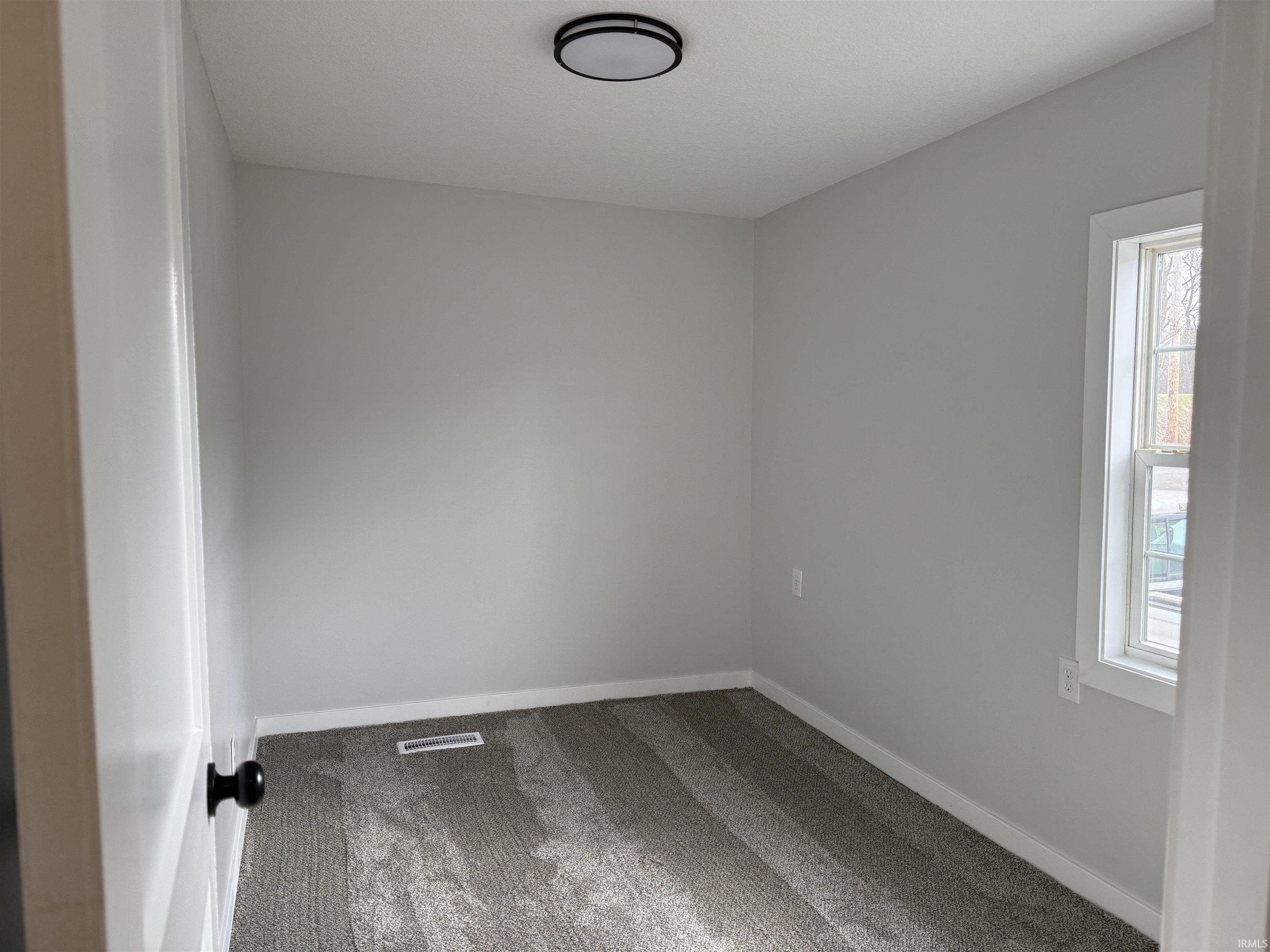 1107 Lima Road Kendallville, IN 46755 - Photo 5 of 20