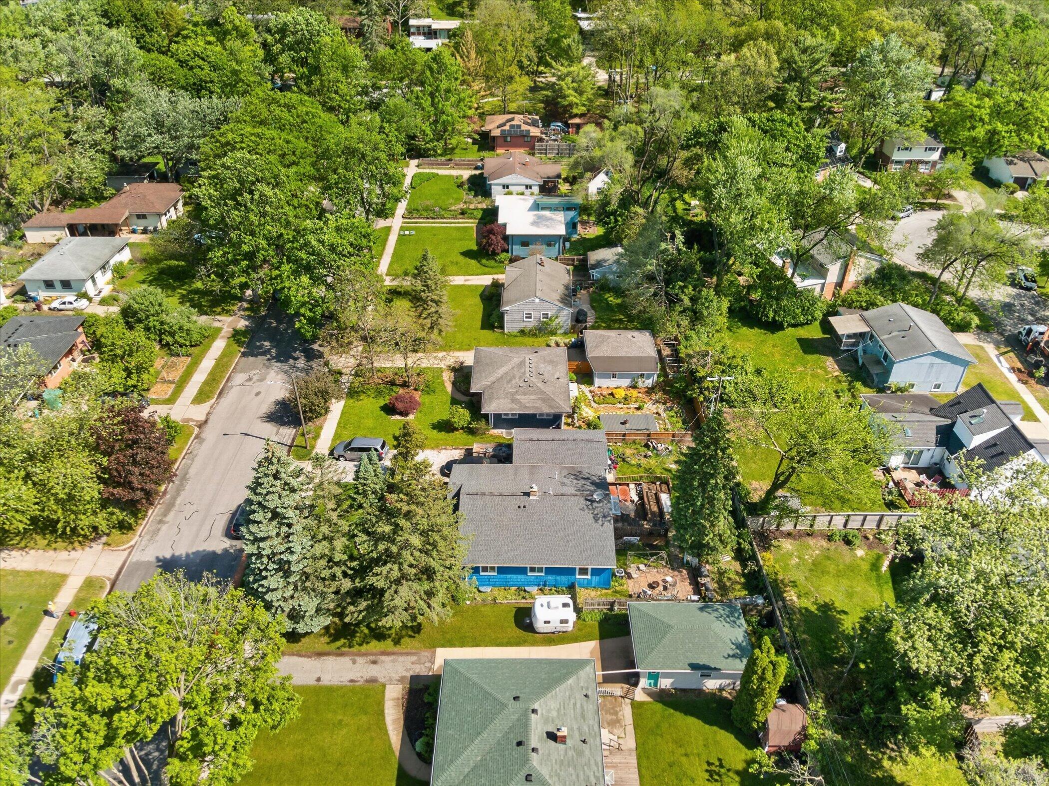 900 Pomona Road Ann Arbor, MI 48103 - Photo 53 of 60 54-900-Pomona-Rd-WindowStill