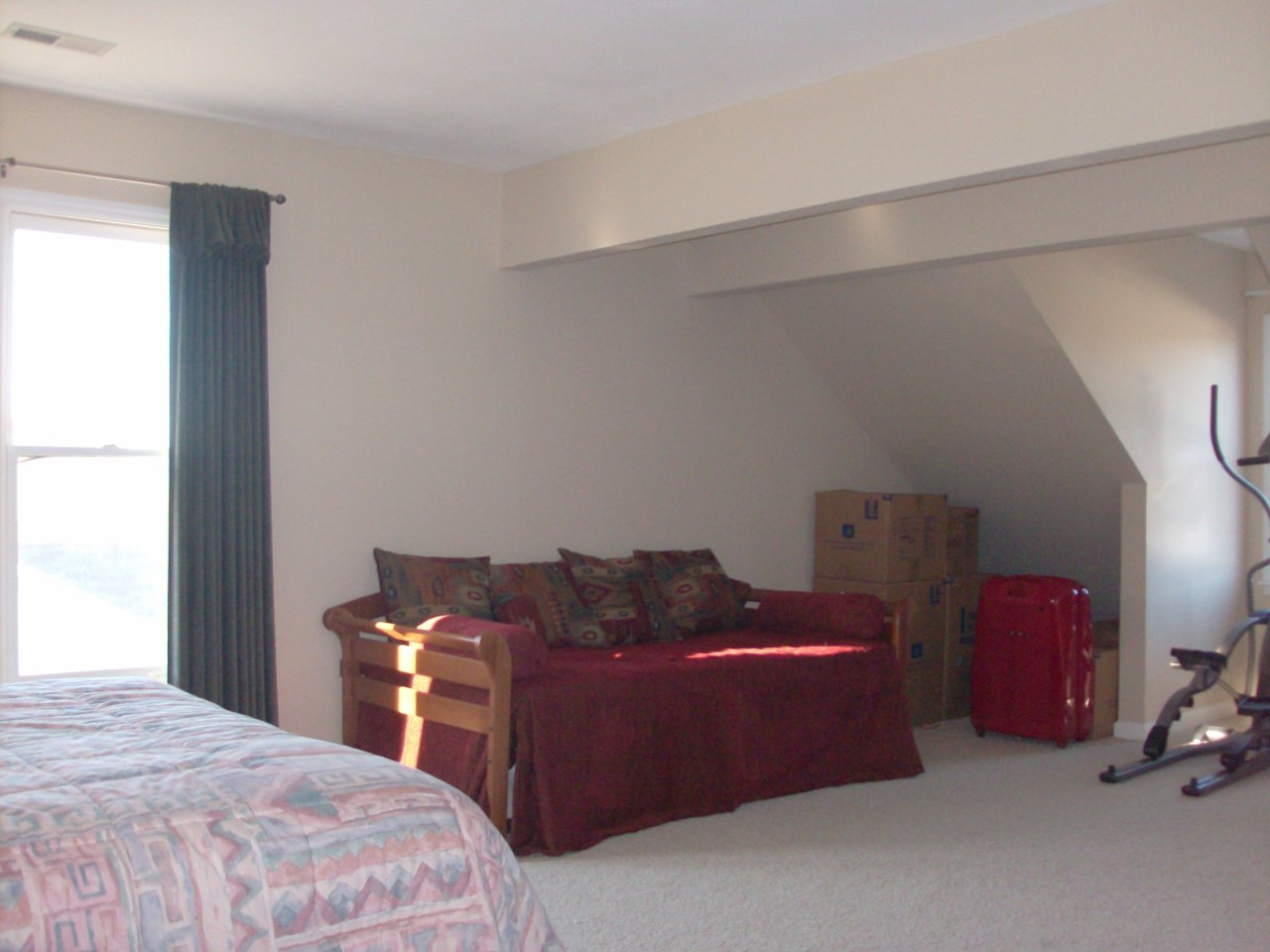 364 McIntosh Road Roanoke, VA 24019 - Photo 19 of 26 Huge Bedroom #4
