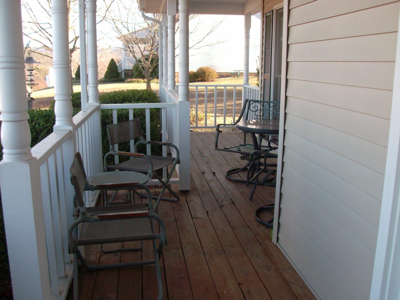 364 McIntosh Road Roanoke, VA 24019 - Photo 3 of 26 Rocking Chair Front Porch!