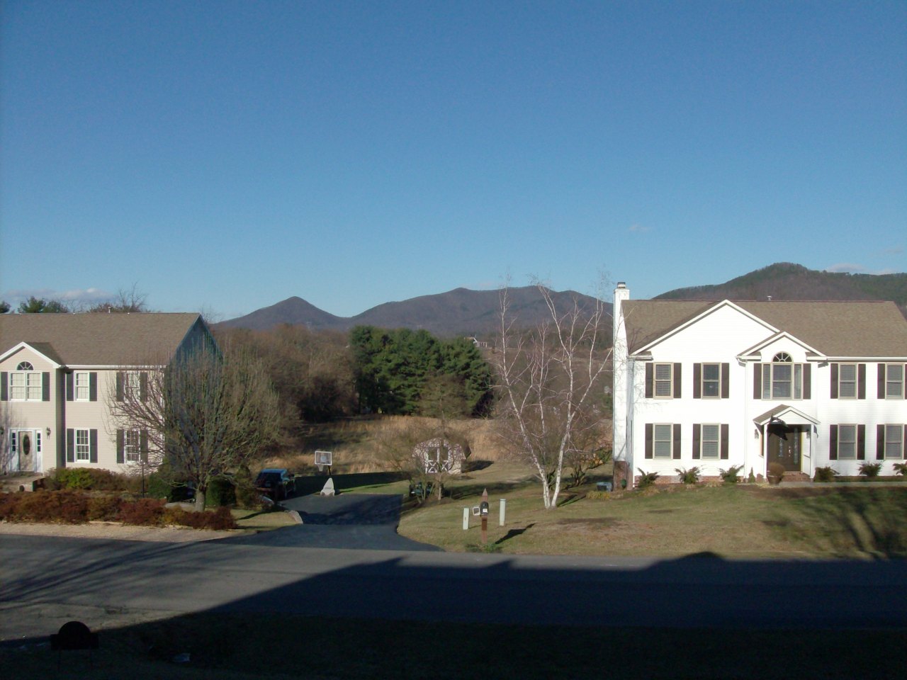 364 McIntosh Road Roanoke, VA 24019 - Photo 25 of 26 View