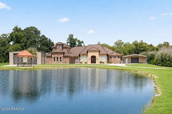 $975,000 | 7603 Sugar Oaks Road, New Iberia, LA 70563