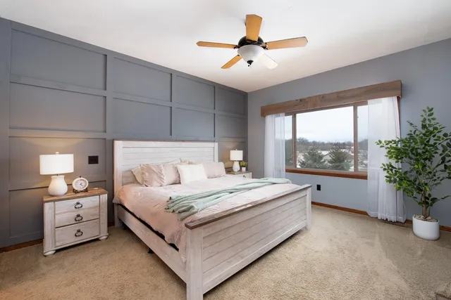 $619,900 | 610 East Rolling Hills Drive, Le Center, MN 56057